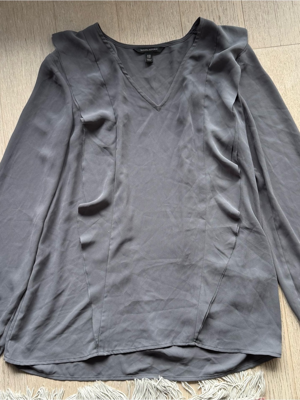 Banana Republic Charcoal V-Neck Long Sleeve Blouse